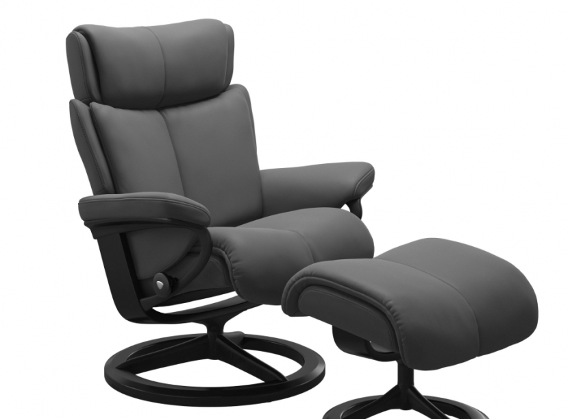 Кресло-реклайнер с пуфом  Stressless MAGIC (M) Signature