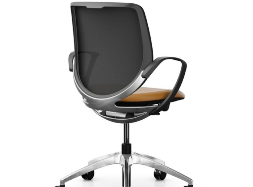 Кресло офисное Giroflex 313-4039 Leder