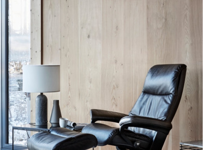 Кресло-реклайнер с пуфом STRESSLESS VIEW Signature base