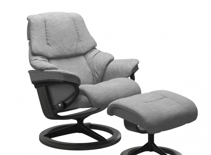 Кресло-реклайнер с пуфом STRESSLESS RENO