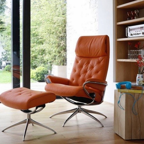 Кресло-реклайнер с пуфом  Stressless® London High Back